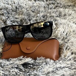 Ray-Ban Classic Black Sunglasses with Tan Case